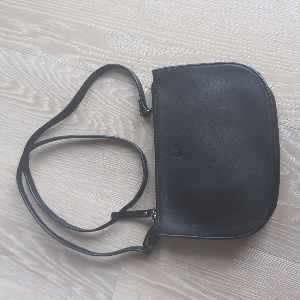 Lo & Sons Waverley Convertible Crossbody Black Nappa / Gunmetal Hardware